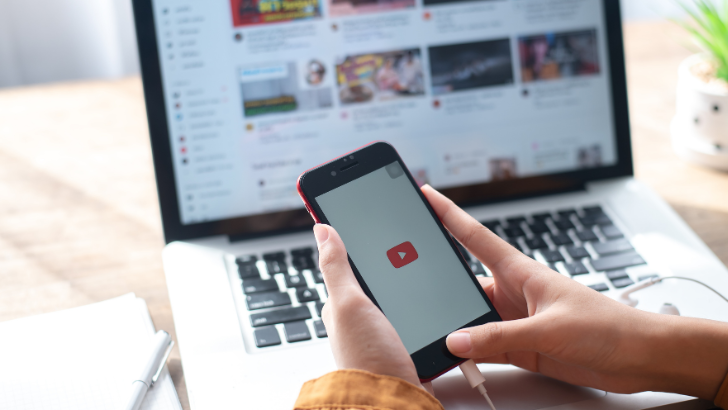 YouTube est le réseau social préféré des jeunes, selon une étude