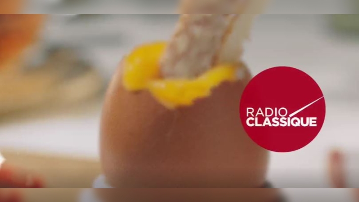 La matinale de Radio Classique s’offre une campagne TV et presse