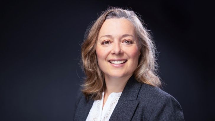 Delphine Maillet est directrice des relations investisseurs du groupe Havas