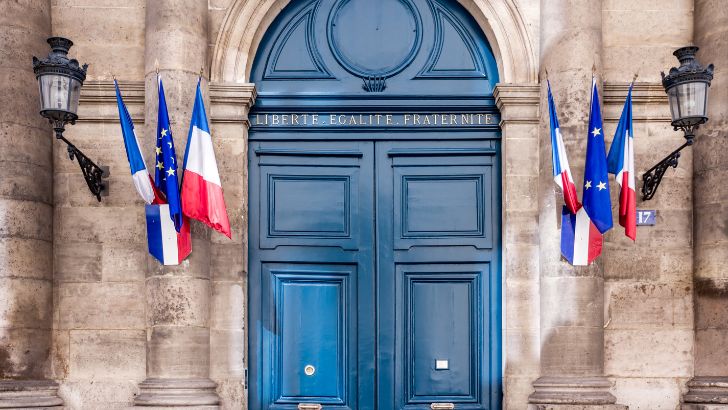 Pluralisme dans les médias : l’extension des pouvoirs de l’Arcom déchire le Sénat