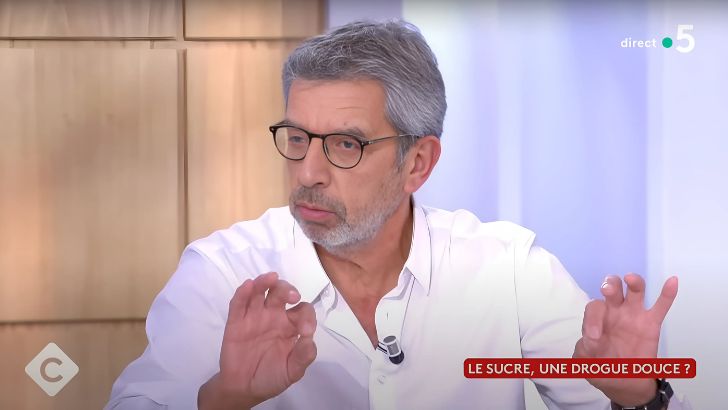 Michel Cymes lance la chaîne « Mieux » avec financement participatif