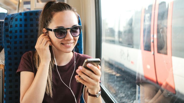 38% des Français écoutent un podcast une fois par semaine selon Iligo