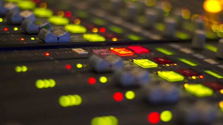 France Inter domine les audiences digitales des radios en septembre