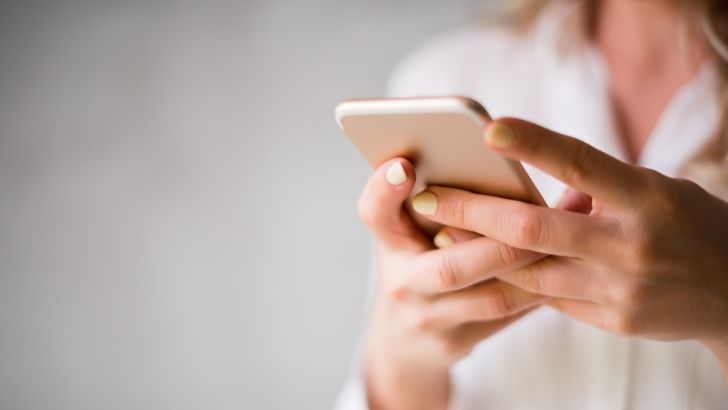 Drive-to-store : le SMS gagne en efficacité en 2025 selon une étude