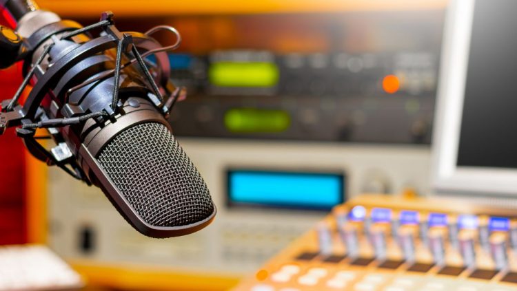 Radio numérique : France Inter et RTL toujours en tête des écoutes en septembre