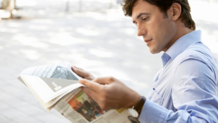 45% des lectures de presse se font hors domicile, selon l’ACPM