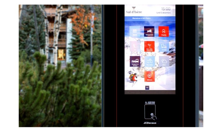 JCDecaux installe deux nouveaux totems e-Village à Val d’Isère