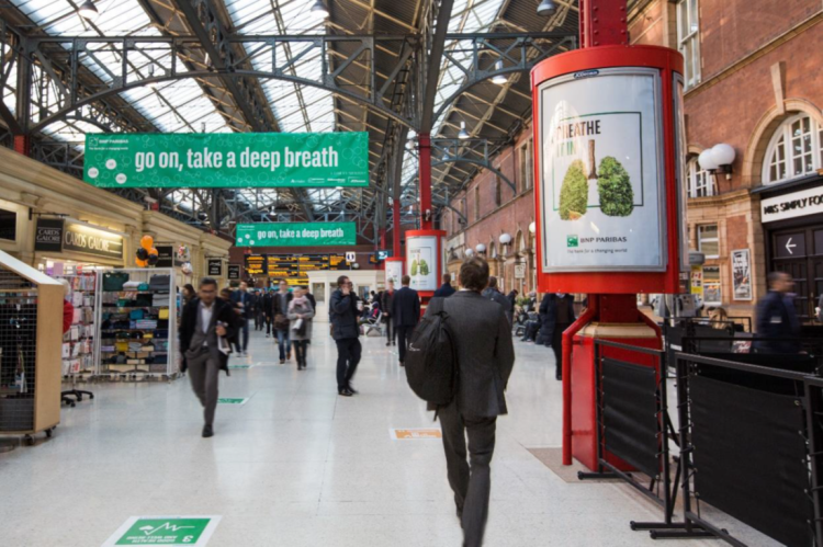 A Londres, JCDecaux Royaume-Uni propose des zones d’air propre avec BNP Paribas