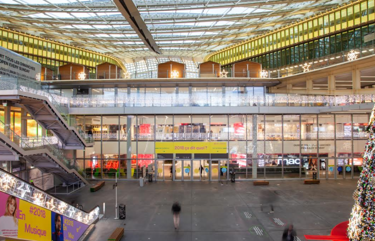 Clear Channel habille le Forum des Halles aux couleurs de Spotify