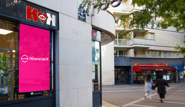 Hivestack poursuit sa moisson d’afficheurs partenaires en France avec ExterionMedia