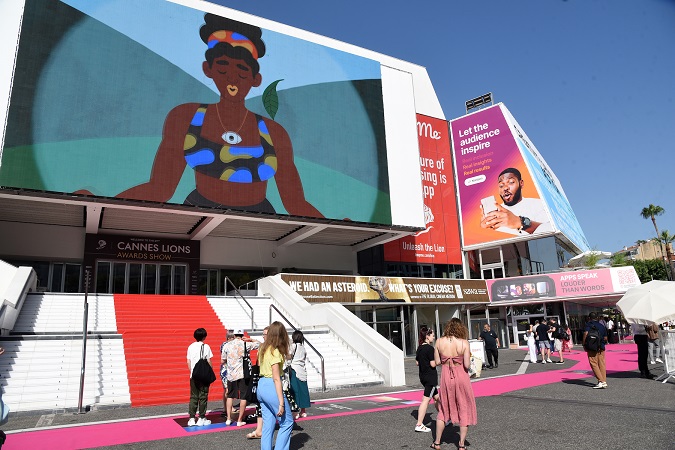 Les Cannes Lions 2022 ont démarré dans un contexte troublé pour le marché